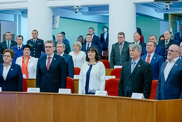Депутаты приняли областной бюджет